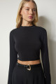 Kadın Siyah Ekru Dik Yaka 2’Li Paket Sandy Crop Bluz MC00222 Kadın Siyah Ekru Dik Yaka 2’Li Paket Sandy Crop Bluz MC00222