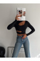 Kadın Siyah Yarım Balıkçı Yaka Omuz ve Ön Dekolteli Dalgıç Kumaş Crop Bluz Kadın Siyah Yarım Balıkçı Yaka Omuz ve Ön Dekolteli Dalgıç Kumaş Crop Bluz