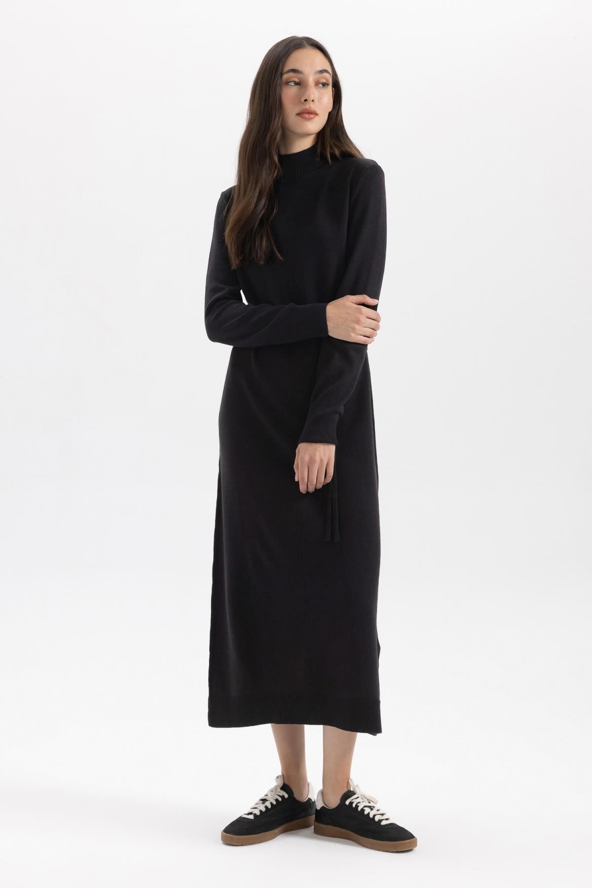 Regular Fit Yarım Balıkçı Yaka Basic Düz Yırtmaçlı Uzun Kollu Maxi Triko Elbise A9807ax23wn Regular Fit Yarım Balıkçı Yaka Basic Düz Yırtmaçlı Uzun Kollu Maxi Triko Elbise A9807ax23wn