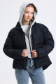 Kadın Siyah Sweatshirt Detaylı Çift Cepli Fermuarlı Asimetrik Şişme Mont Kadın Siyah Sweatshirt Detaylı Çift Cepli Fermuarlı Asimetrik Şişme Mont