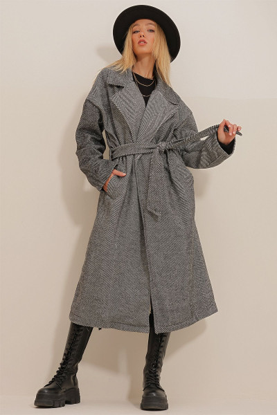 Kadın Siyah Kruvaze Beli Kemerli Balık Sırtı Desenli Kaşe Palto ALC-X10824