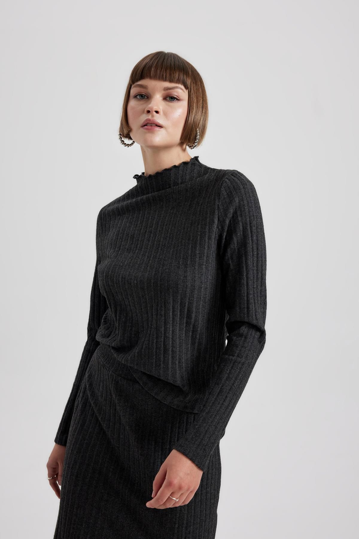 Straight Fit Normal Bel Fitilli Kaşkorse Midi Etek Straight Fit Normal Bel Fitilli Kaşkorse Midi Etek