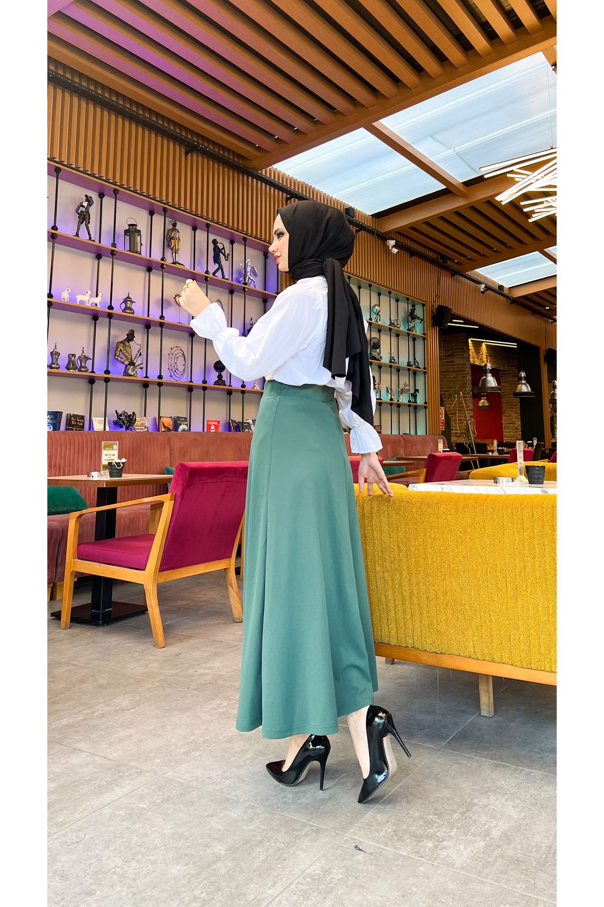 Tesettür Maxi Boy 36-48 Beden Arası (S-M-L-XL) Altı Dikişli Dört Mevsim Skuba Krep Etek Haki Yeşili Tesettür Maxi Boy 36-48 Beden Arası (S-M-L-XL) Altı Dikişli Dört Mevsim Skuba Krep Etek Haki Yeşili