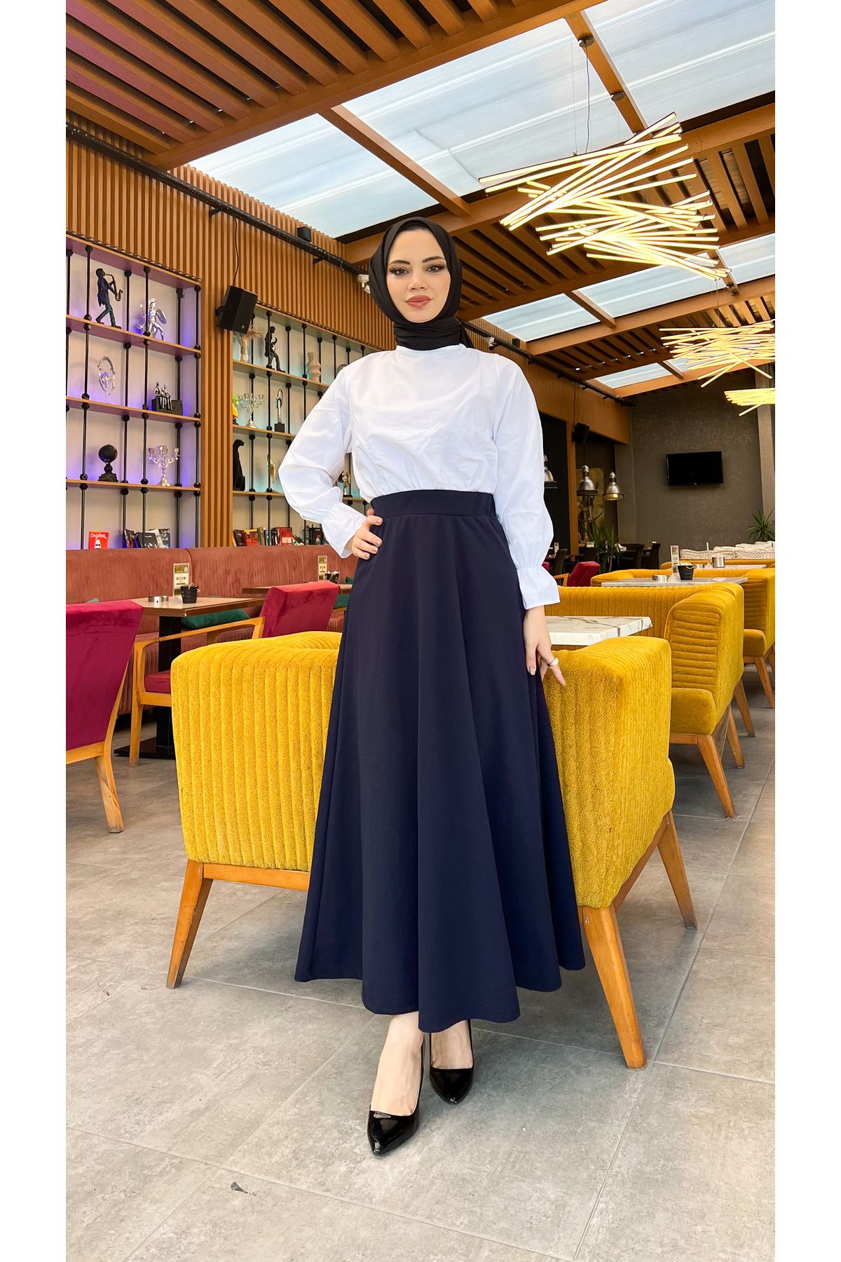 Tesettür Maxi Boy 36-48 Beden Arası (S-M-L-XL) Altı Dikişli Dört Mevsim Skuba Krep Etek Lacivert Tesettür Maxi Boy 36-48 Beden Arası (S-M-L-XL) Altı Dikişli Dört Mevsim Skuba Krep Etek Lacivert