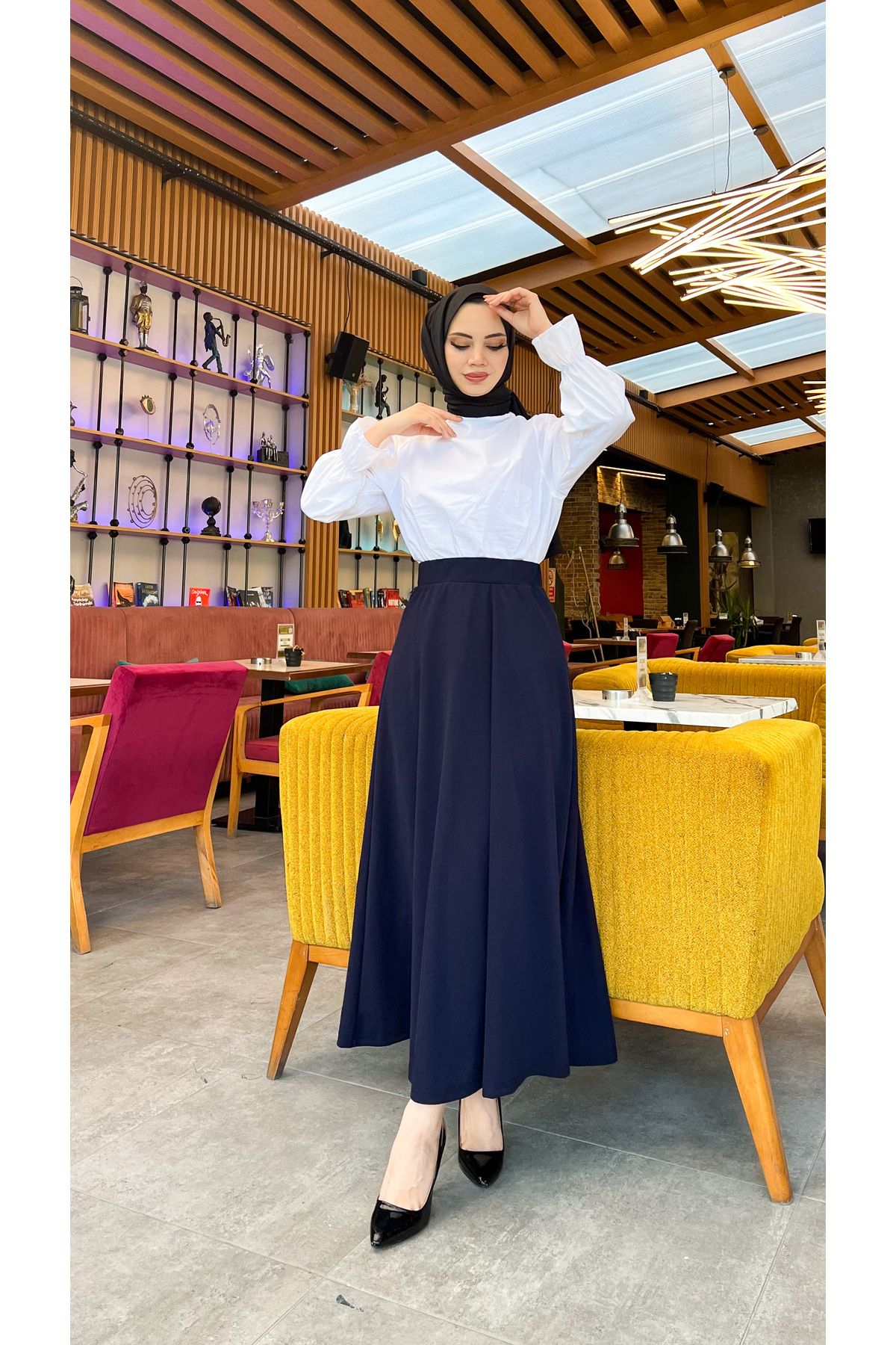 Tesettür Maxi Boy 36-48 Beden Arası (S-M-L-XL) Altı Dikişli Dört Mevsim Skuba Krep Etek Lacivert Tesettür Maxi Boy 36-48 Beden Arası (S-M-L-XL) Altı Dikişli Dört Mevsim Skuba Krep Etek Lacivert