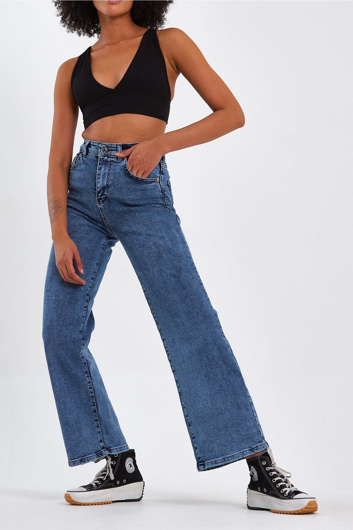 Likralı Orta Mavi Kar Yıkama Yüksek Bel Salaş Palazzo Jeans Likralı Orta Mavi Kar Yıkama Yüksek Bel Salaş Palazzo Jeans