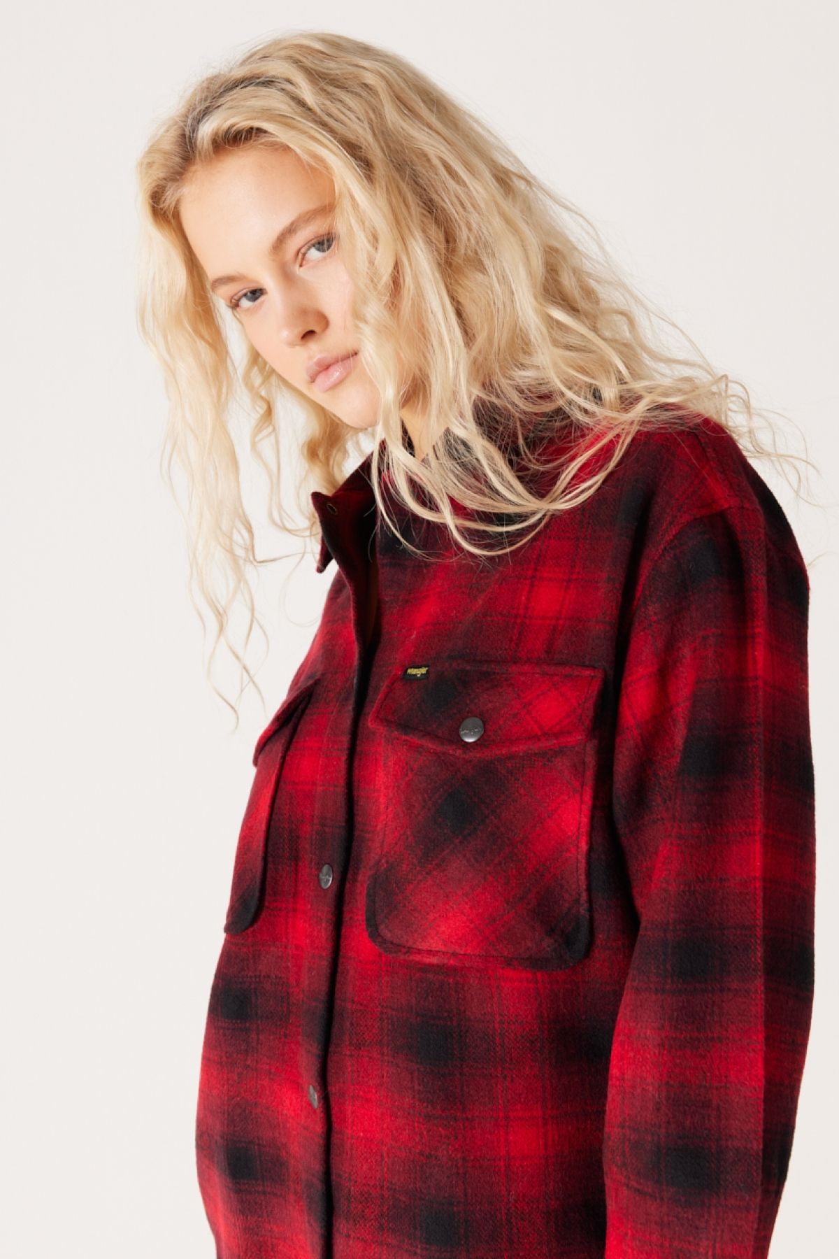 Oversize Fit Geniş Kesim Yün Karışımlı Cep Detaylı Kırmızı Gömlek Oversize Fit Geniş Kesim Yün Karışımlı Cep Detaylı Kırmızı Gömlek