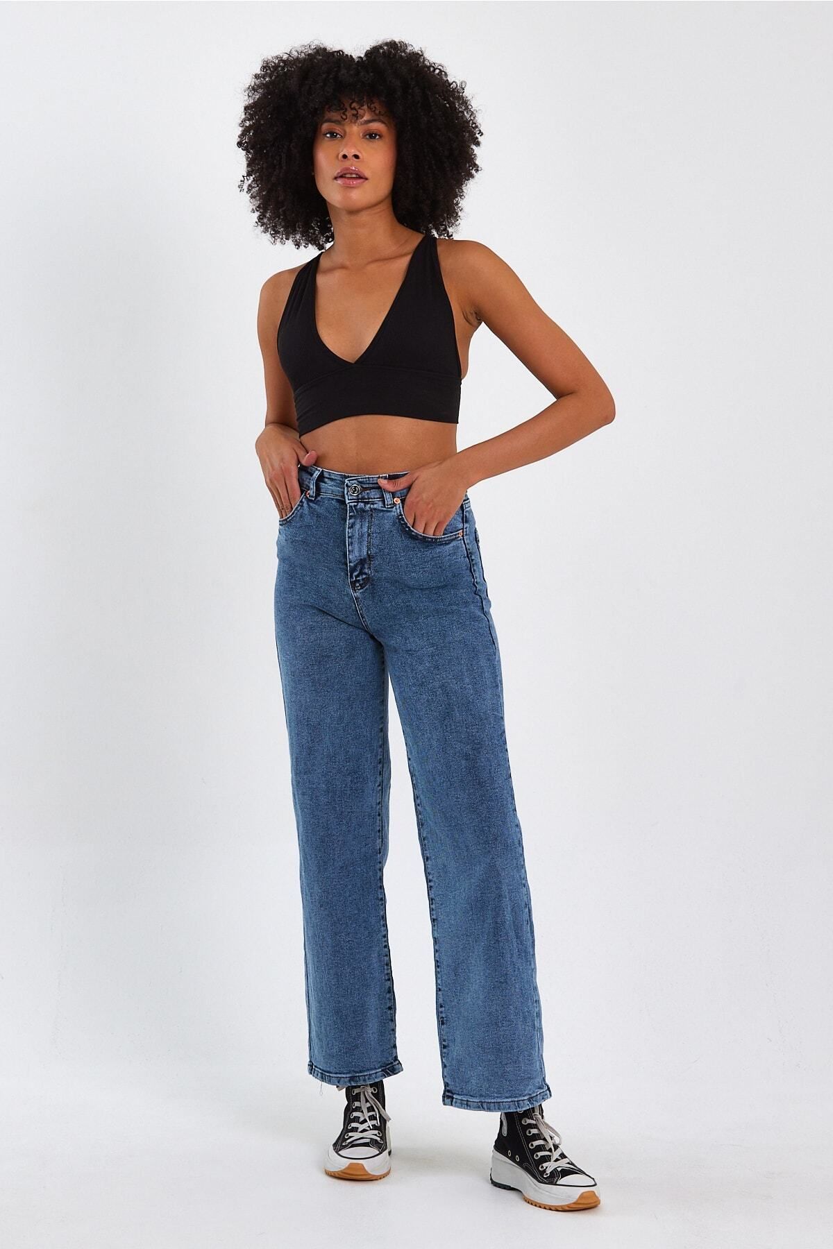 Likralı Orta Mavi Kar Yıkama Yüksek Bel Salaş Palazzo Jeans Likralı Orta Mavi Kar Yıkama Yüksek Bel Salaş Palazzo Jeans