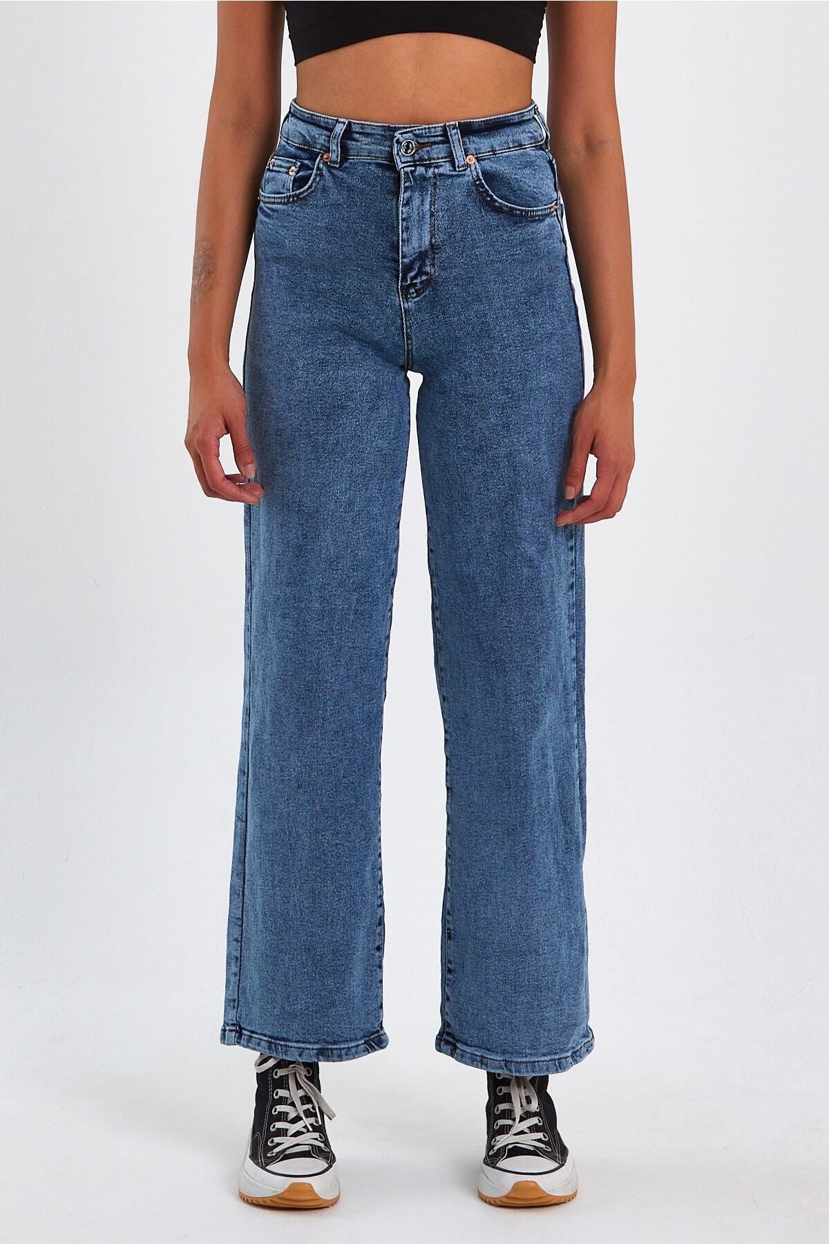 Likralı Orta Mavi Kar Yıkama Yüksek Bel Salaş Palazzo Jeans Likralı Orta Mavi Kar Yıkama Yüksek Bel Salaş Palazzo Jeans