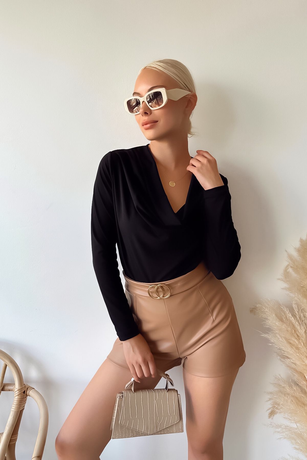 Kadın Uzun Kol Degaje Yaka Siyah Sandy Bluz Kadın Uzun Kol Degaje Yaka Siyah Sandy Bluz