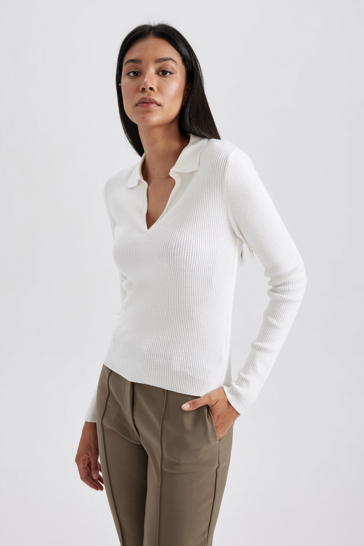 Yumuşak Dokulu Polo Yaka Basic Triko Kazak Yumuşak Dokulu Polo Yaka Basic Triko Kazak