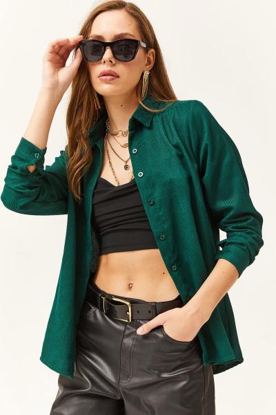 Kadın Zümrüt Yeşili İnce Fitilli Kadife Gömlek
