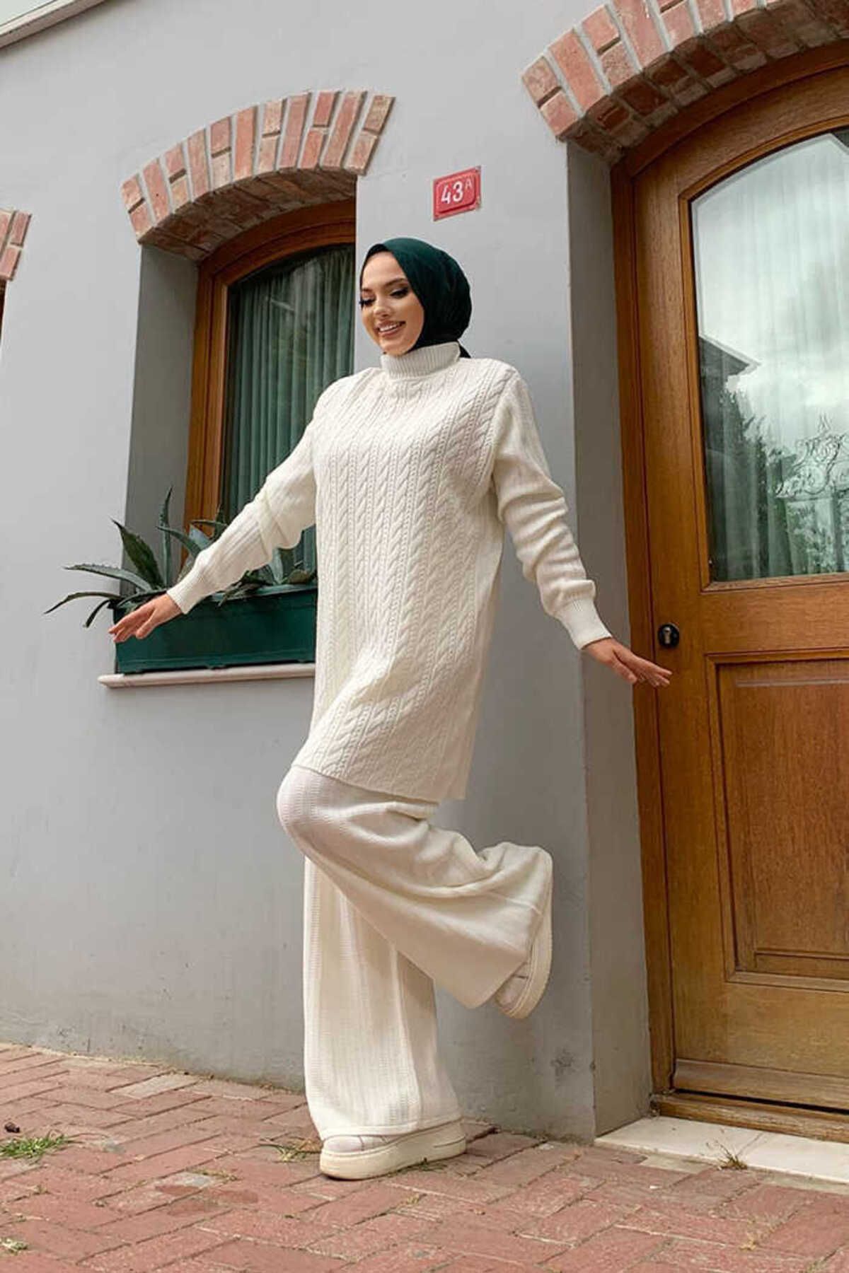 Örgü Desen Boğaz Detaylı Tunik İkili Triko Takım 23310 Ekru Örgü Desen Boğaz Detaylı Tunik İkili Triko Takım 23310 Ekru