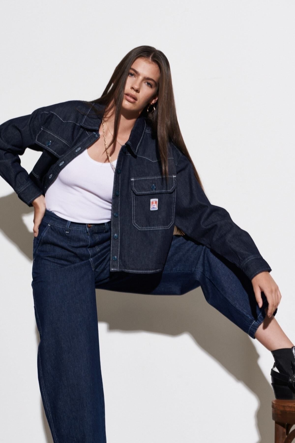 Regular Fit Normal Kesim %100 Pamuk Jean Kot Gömlek Regular Fit Normal Kesim %100 Pamuk Jean Kot Gömlek
