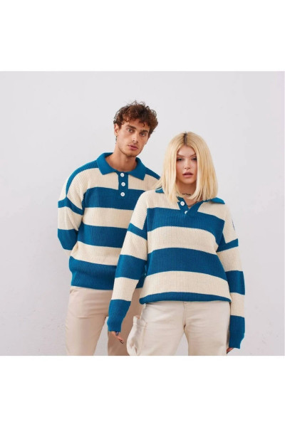 Unisex Düğmeli Polo Yaka Triko Kazak Unisex Düğmeli Polo Yaka Triko Kazak