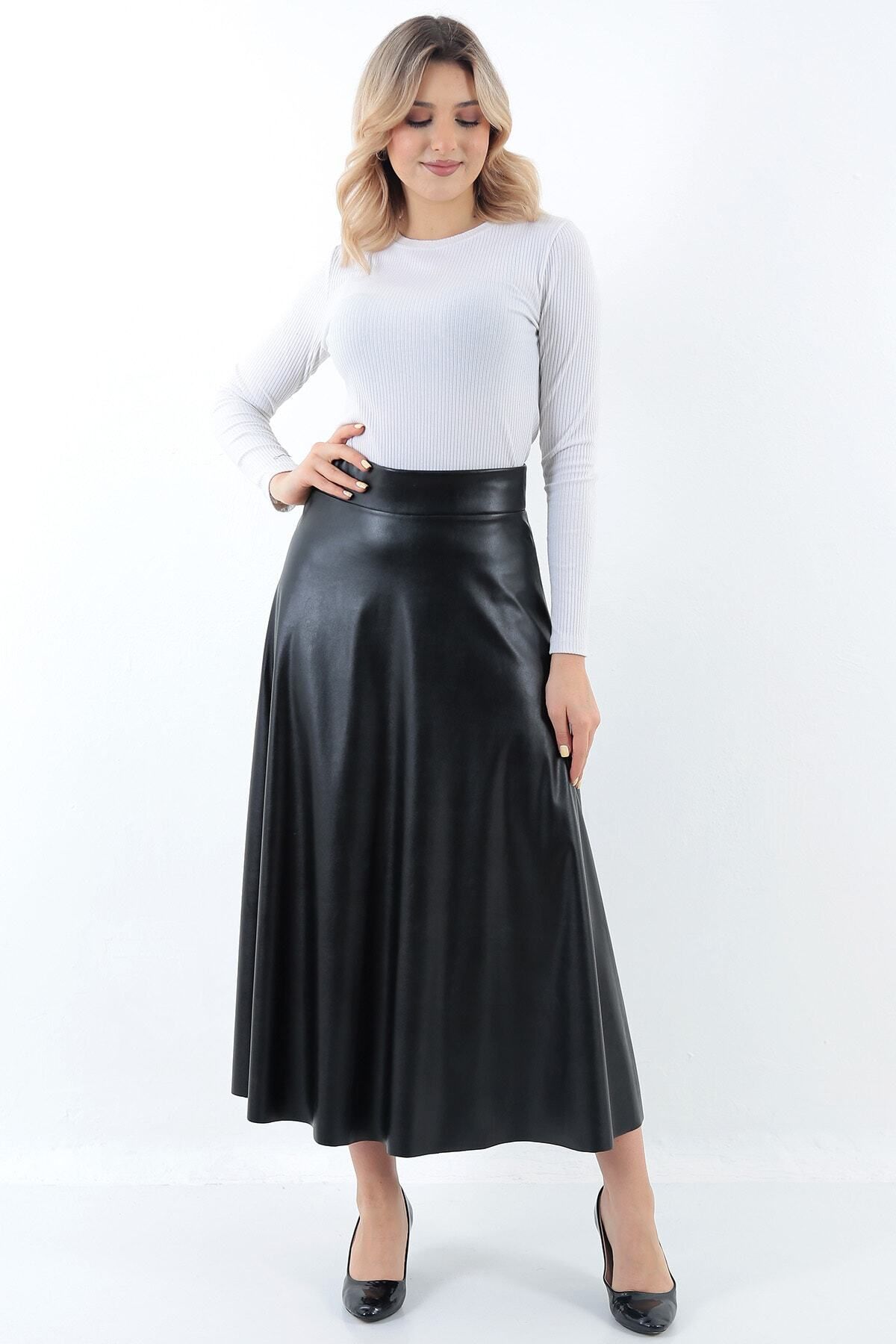 Kadın Suni Deri Siyah Uzun Tesettür Kloş Mevlana Etek Faux Leather Kadın Suni Deri Siyah Uzun Tesettür Kloş Mevlana Etek Faux Leather