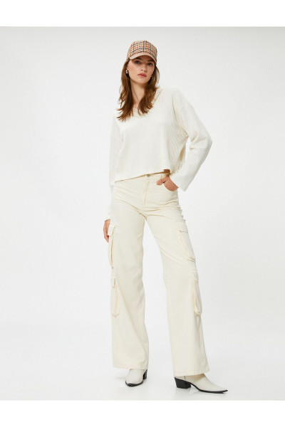 V Yaka Kazak Şerit Detaylı