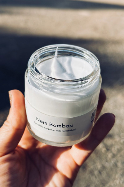 Nem Bombası Nemlendirici Krem 100 ml Nem Bombası Nemlendirici Krem 100 ml