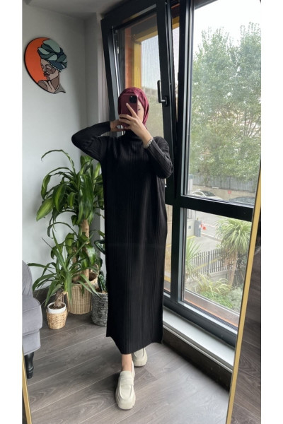 Şık Triko Elbise Siyah Şık Triko Elbise Siyah