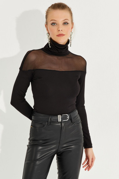 Kadın Siyah Tül Detaylı Balıkçı Bluz EY2607