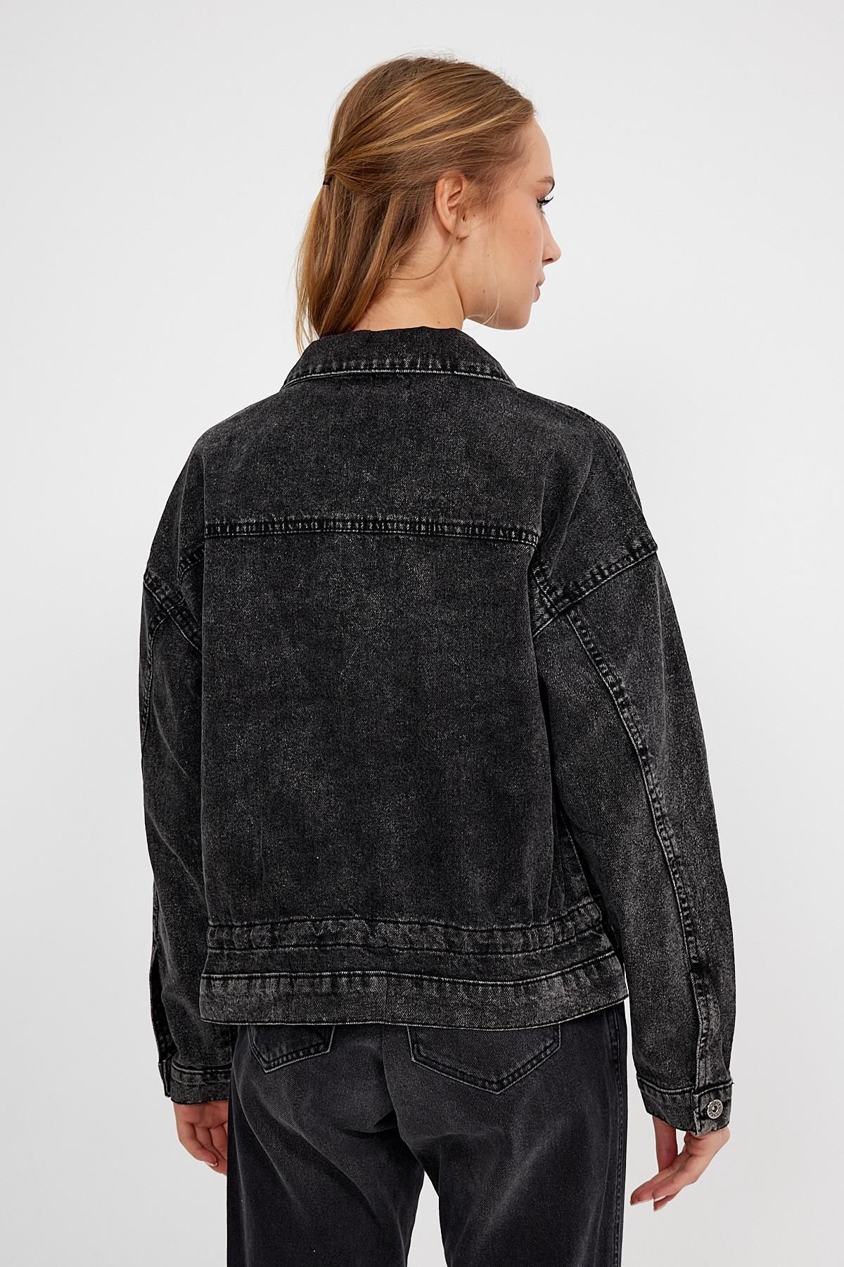 ÖZEL KOLEKSİYON BAĞLAMA DETAYLI DENİM CEKET (AG-3006) ÖZEL KOLEKSİYON BAĞLAMA DETAYLI DENİM CEKET (AG-3006)