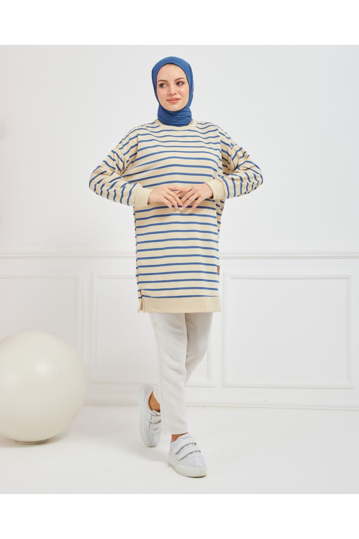 Triko İki İplik Pamuklu Çizgili Model Tesettür Tunik Triko İki İplik Pamuklu Çizgili Model Tesettür Tunik