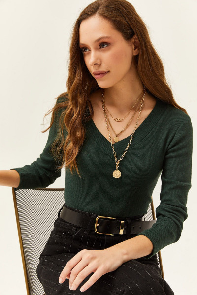 Kadın Zümrüt Yeşili Kalın Bantlı V Yaka Şardonlu Bluz BLZ-19002387