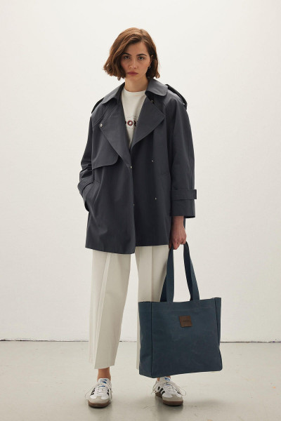 OVERSIZE KISA TRENÇKOT LACİVERT OVERSIZE KISA TRENÇKOT LACİVERT