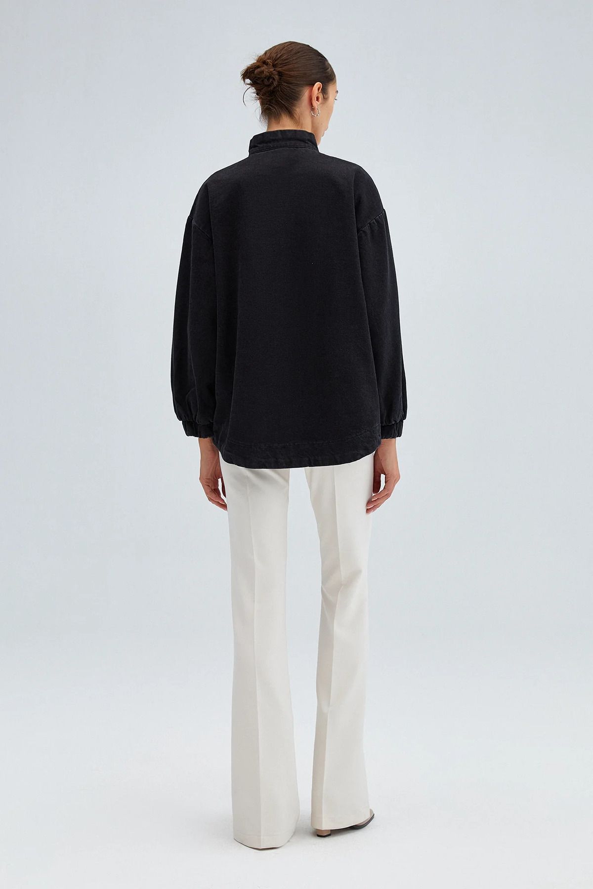 Semra İlhan - Touche Oversize Denim Bomber Ceket Siyah Semra İlhan - Touche Oversize Denim Bomber Ceket Siyah