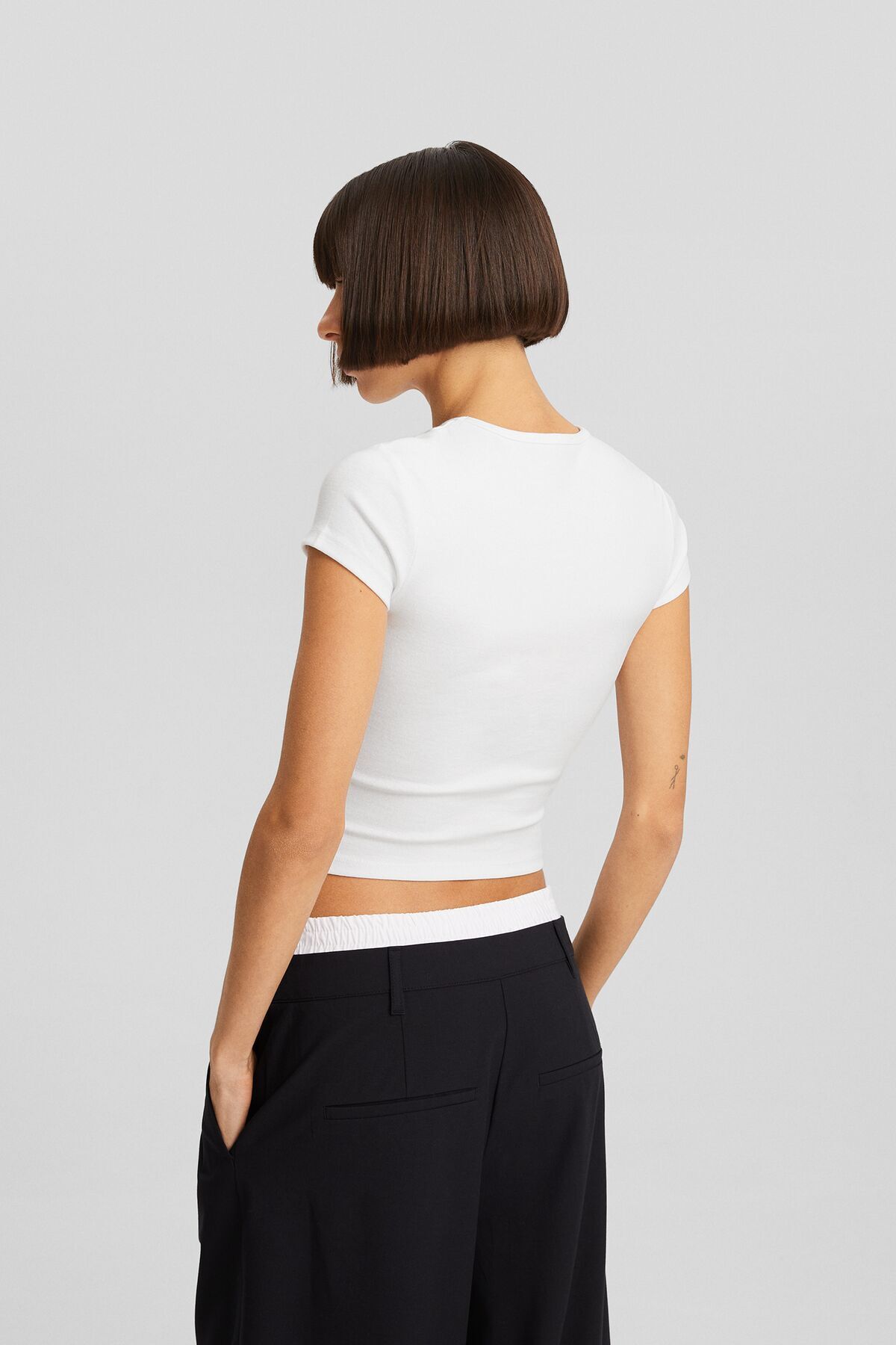 Kısa kollu bisiklet yaka t-shirt Kısa kollu bisiklet yaka t-shirt