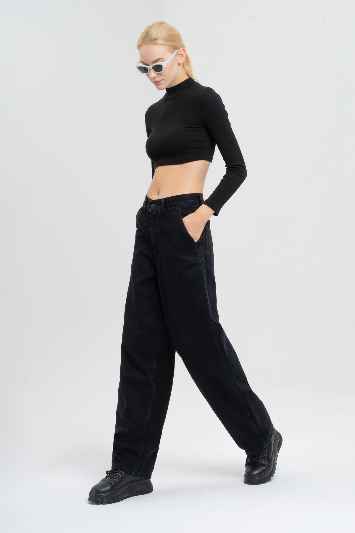 Kadın Siyah Black Od Renk Skater Fit Bol Kesim Denim Pantolon Kadın Siyah Black Od Renk Skater Fit Bol Kesim Denim Pantolon