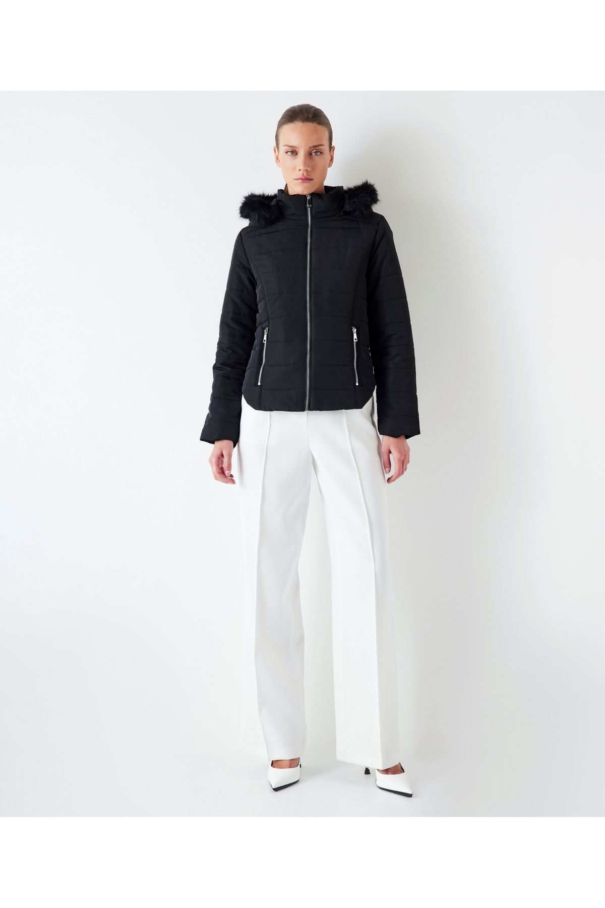 Suni kürklü kapitone mont Suni kürklü kapitone mont