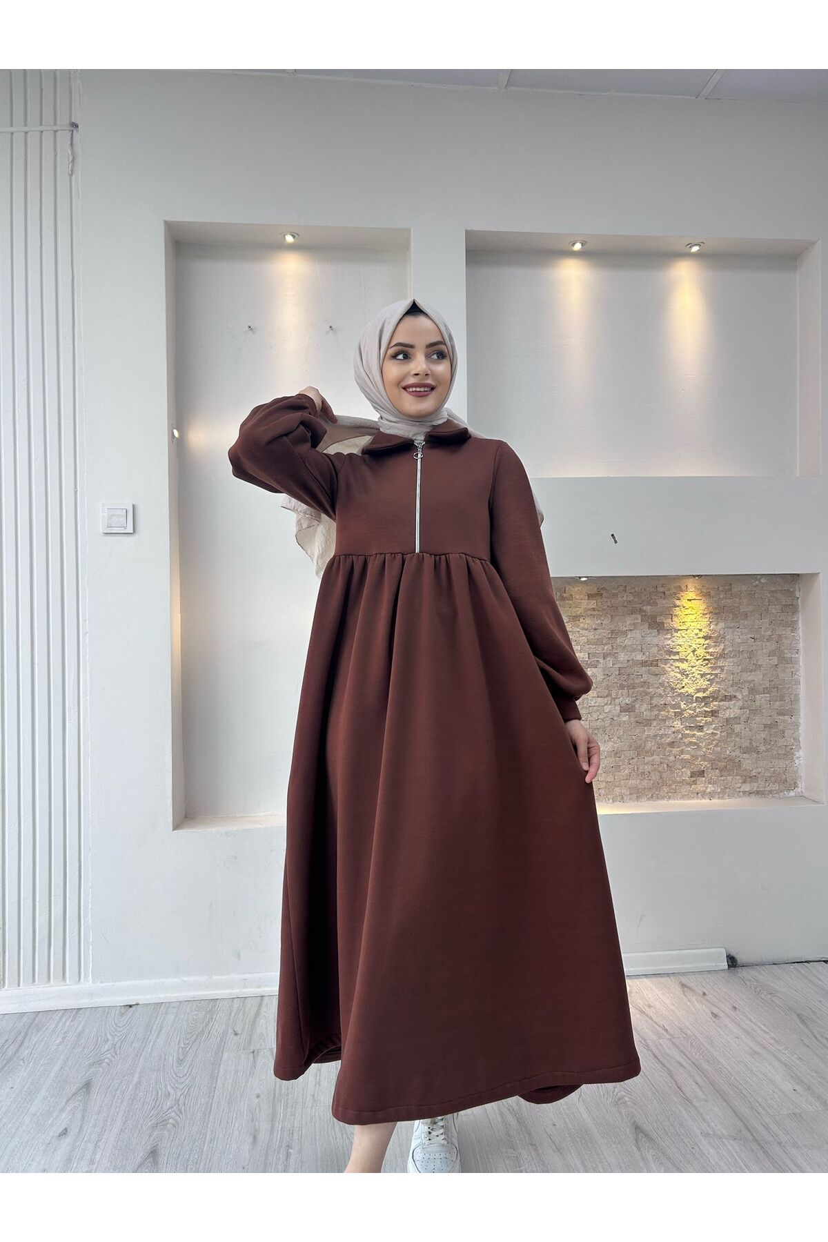 Önü fermuarlı 3 iplık elbise Önü fermuarlı 3 iplık elbise