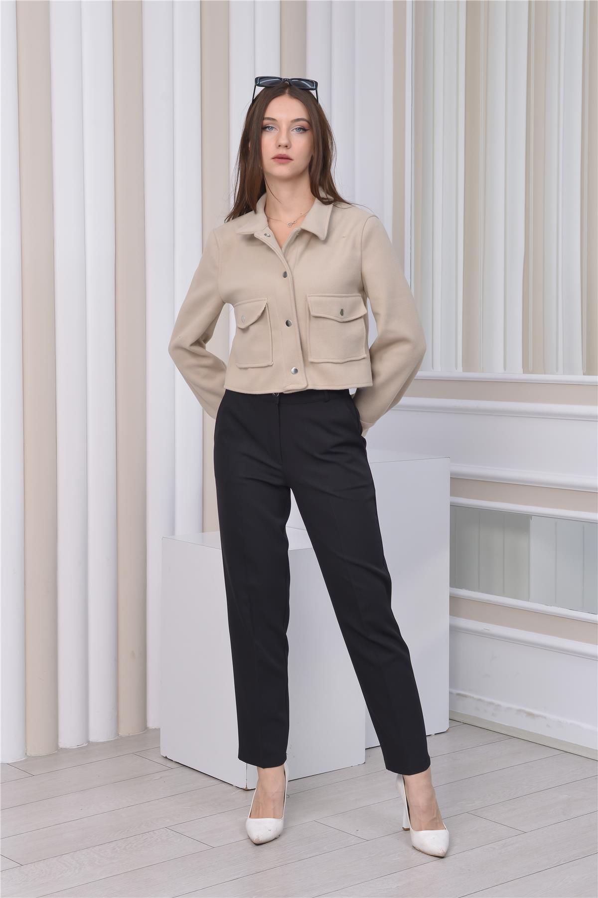 Yeni Sezon Crop Model Kaşe Ceket Taş Yeni Sezon Crop Model Kaşe Ceket Taş