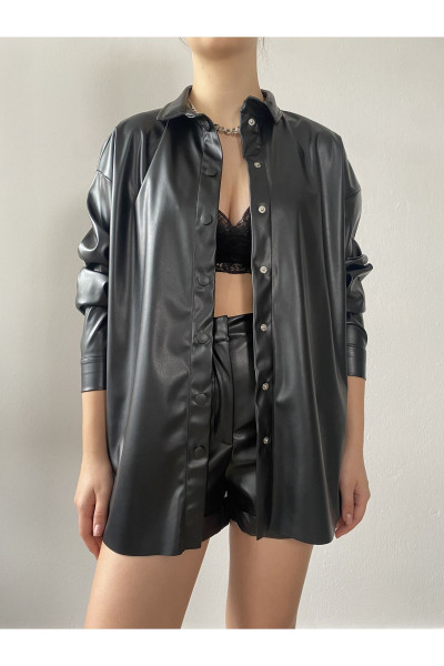 Siyah Çıtçıt Detaylı Oversize Deri Gömlek 26061 Siyah Çıtçıt Detaylı Oversize Deri Gömlek 26061