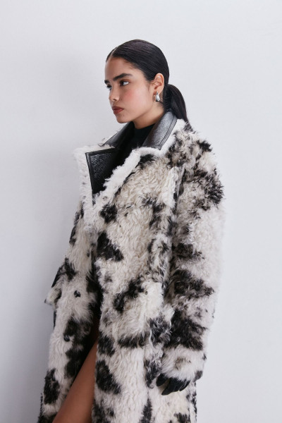 OLİVİA MANTO OLİVİA MANTO