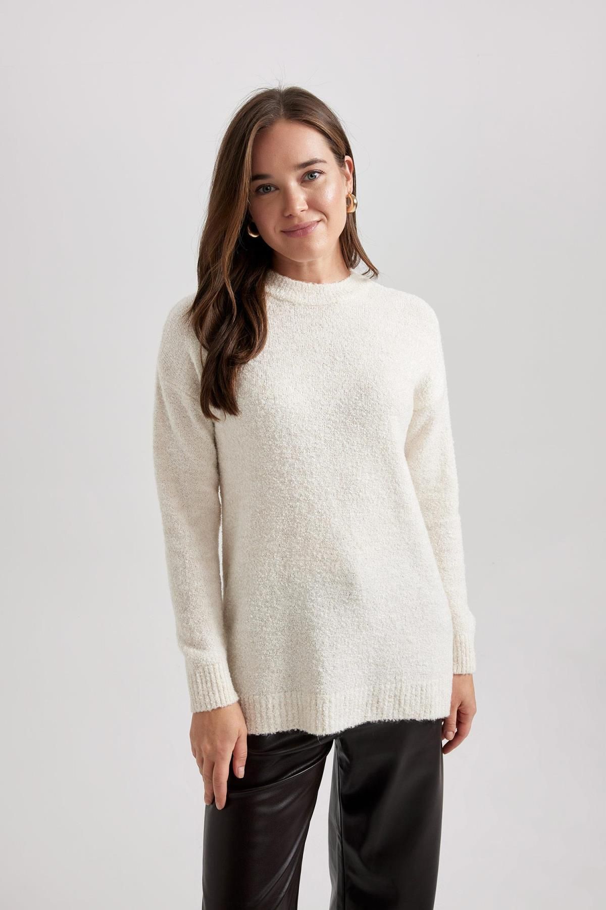 Regular Fit Bisiklet Yaka Basic Düz Triko Kazak Tunik B3548ax23wn Regular Fit Bisiklet Yaka Basic Düz Triko Kazak Tunik B3548ax23wn