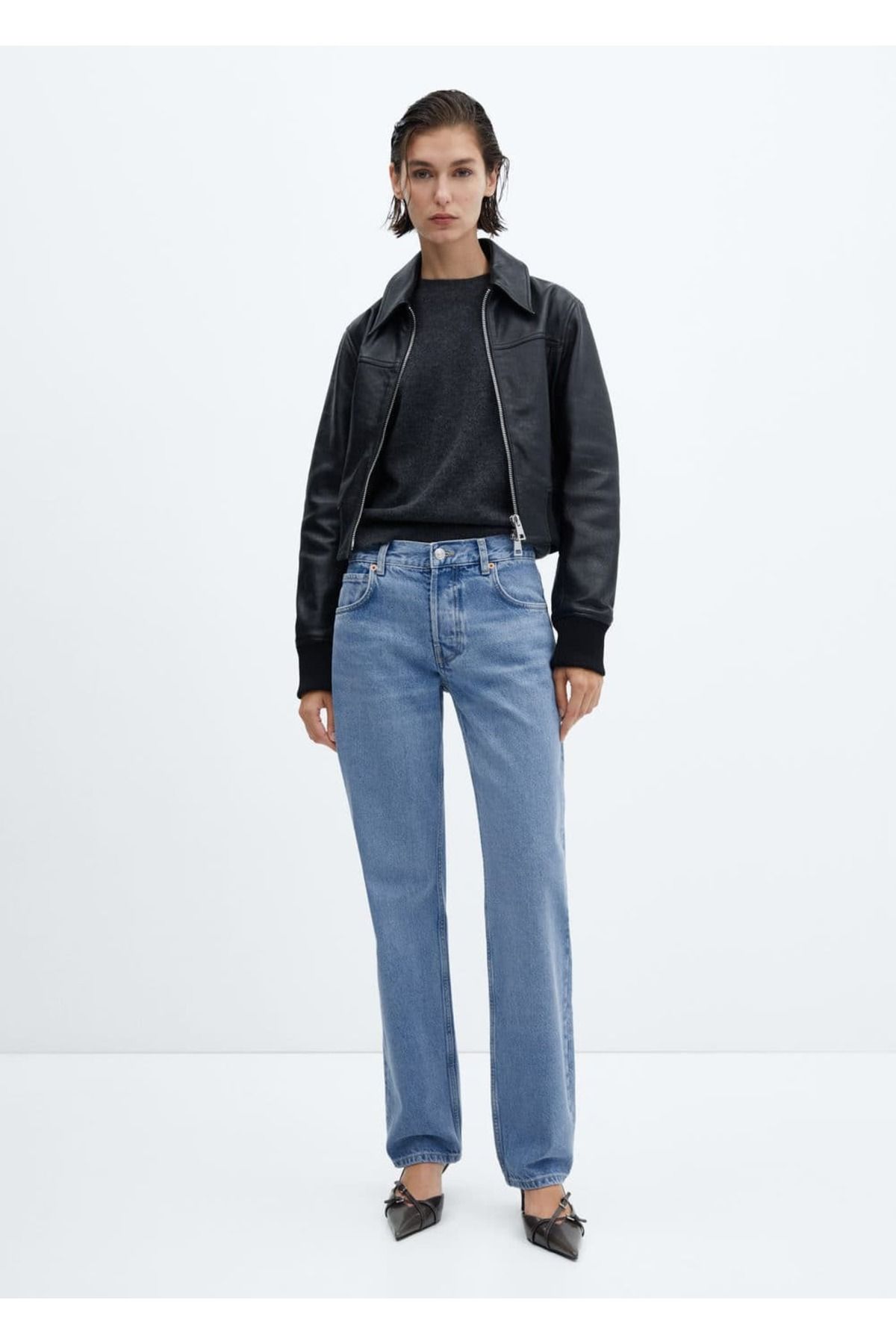 Orta bel düz kesim jean Orta bel düz kesim jean