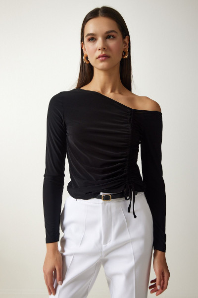 Kadın Siyah Büzgü Detaylı Örme Bluz MZ00045 Kadın Siyah Büzgü Detaylı Örme Bluz MZ00045