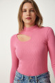 Kadın Pembe Cut Out Detaylı Fitilli Örme Bluz GT00065