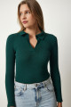 Kadın Yeşil Polo Yaka Fitilli Örme Bluz GT00111 Kadın Yeşil Polo Yaka Fitilli Örme Bluz GT00111