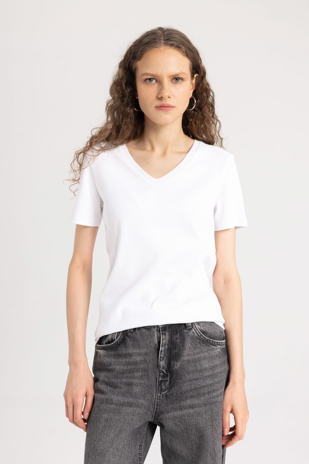 Slim Fit V Yaka Ribana Basic Kısa Kollu Tişört I1080az24sm Slim Fit V Yaka Ribana Basic Kısa Kollu Tişört I1080az24sm