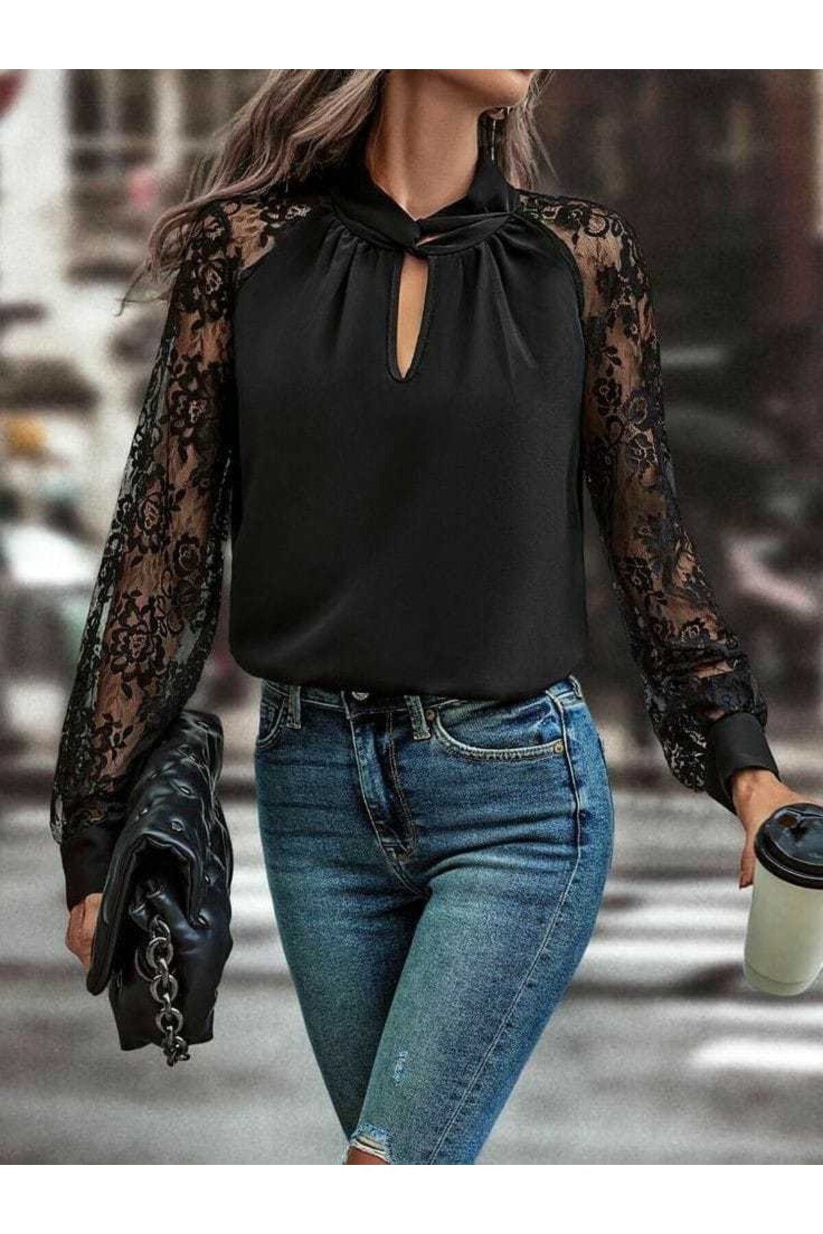 Kadın Uzun Kollu Göğüs Pencere Detay Yaka Boğazlı Kolları Tüllü Sandy Bluz Kadın Uzun Kollu Göğüs Pencere Detay Yaka Boğazlı Kolları Tüllü Sandy Bluz