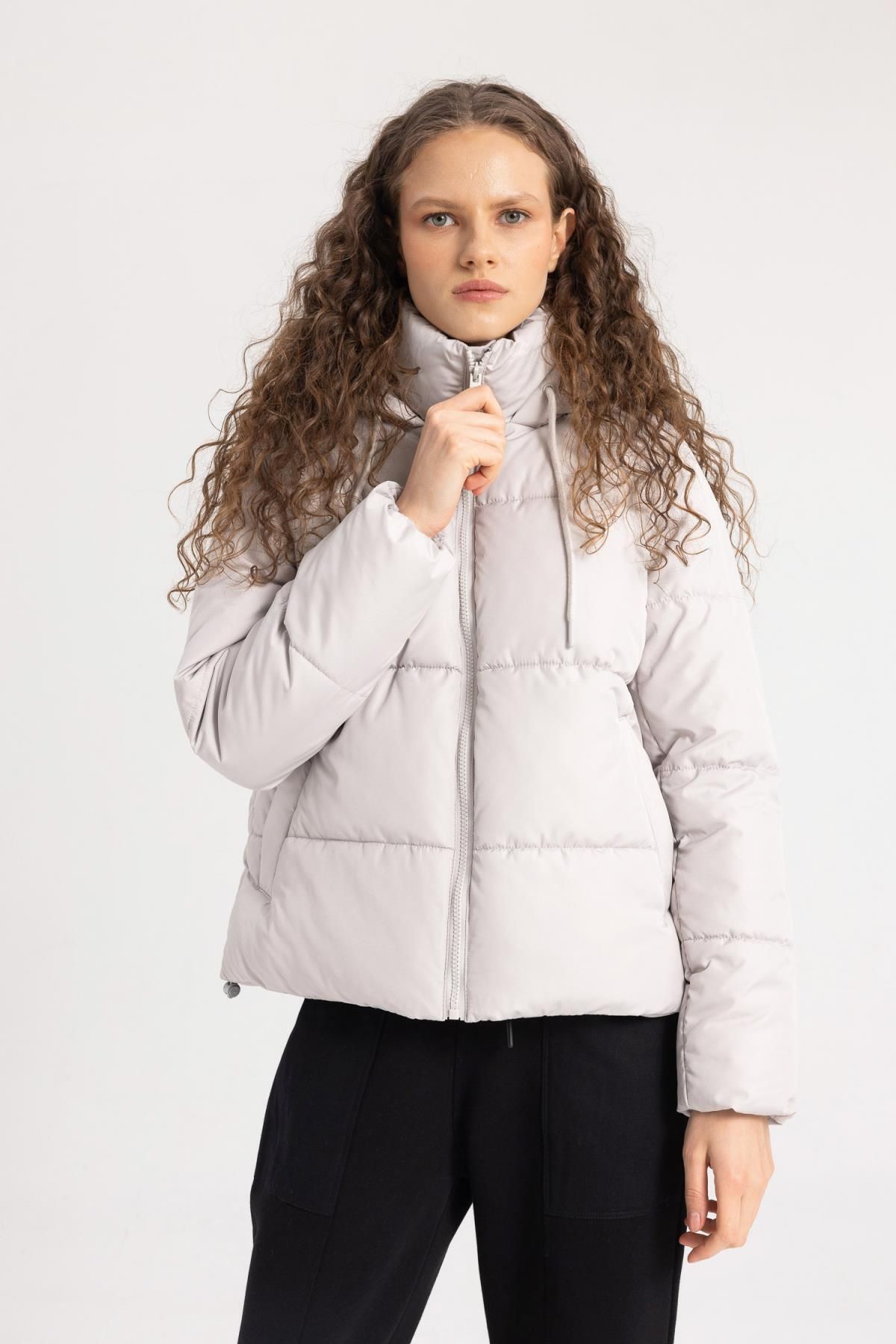 Su Geçirmez Regular Fit Kapüşonlu Şişme Mont C0488ax24sp Su Geçirmez Regular Fit Kapüşonlu Şişme Mont C0488ax24sp