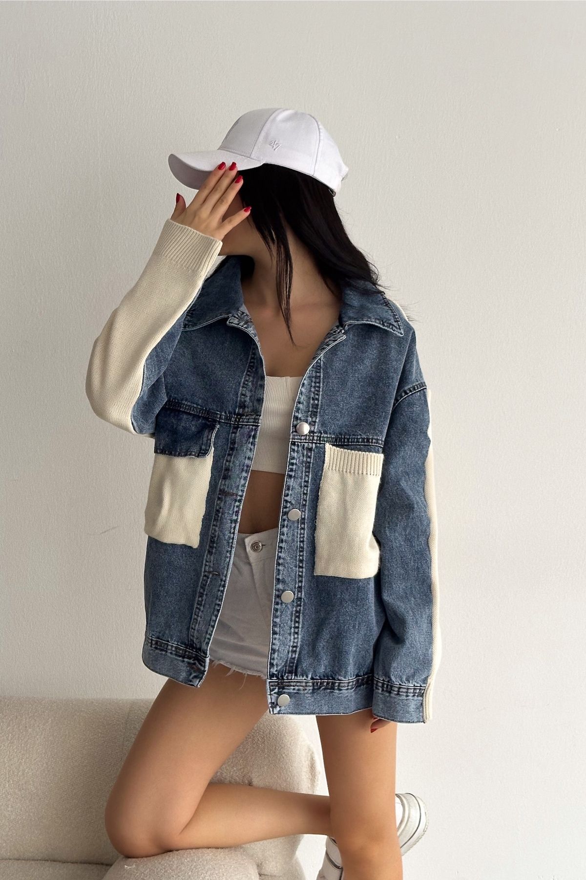 Kadın Standart Beden Triko Detaylı Denim Kot Ceket Kadın Standart Beden Triko Detaylı Denim Kot Ceket