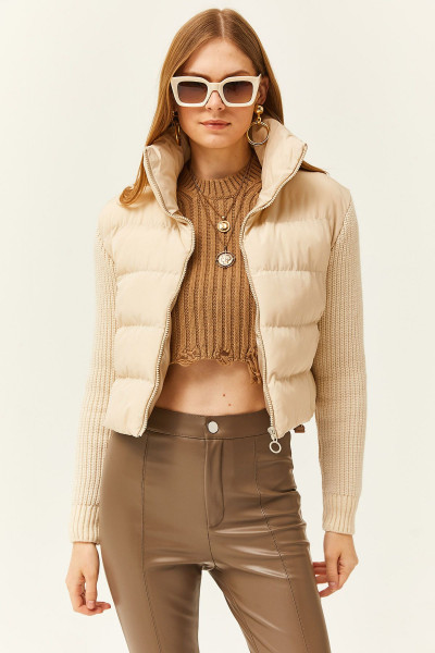 Kadın Taş Triko Kollu Crop Şişme Mont MNT-19000040 Kadın Taş Triko Kollu Crop Şişme Mont MNT-19000040