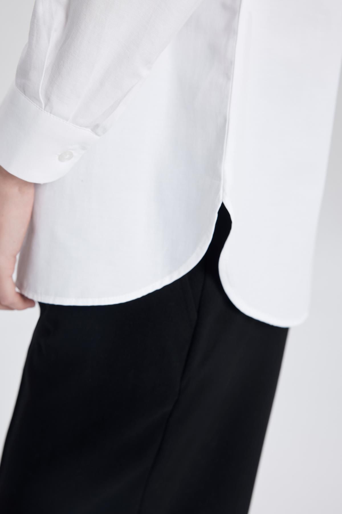 Relax Fit Poplin Uzun Kollu Gömlek Tunik B8314ax24sp Relax Fit Poplin Uzun Kollu Gömlek Tunik B8314ax24sp
