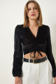Siyah Derin V Yaka Crop Kadife Bluz SF00012 Siyah Derin V Yaka Crop Kadife Bluz SF00012