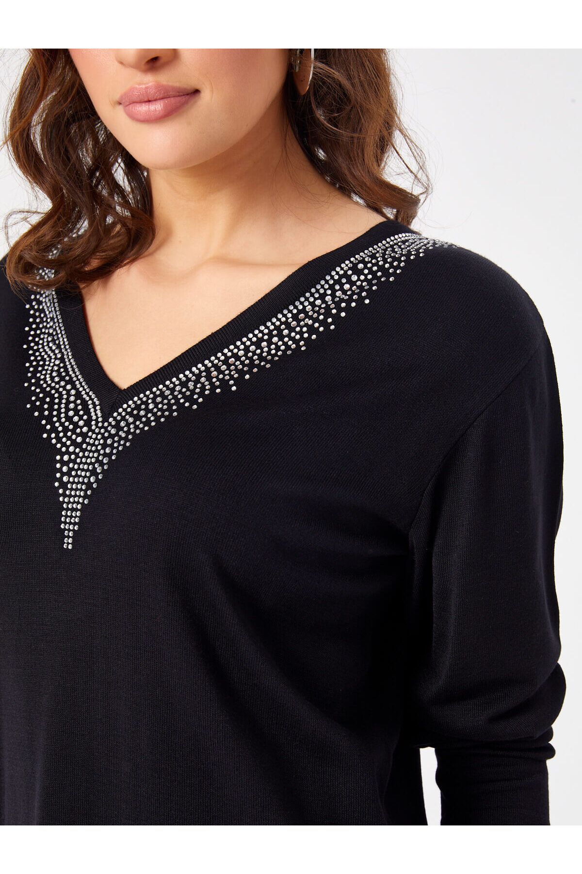 Taş Detaylı V Yaka Triko Bluz 68723 Taş Detaylı V Yaka Triko Bluz 68723