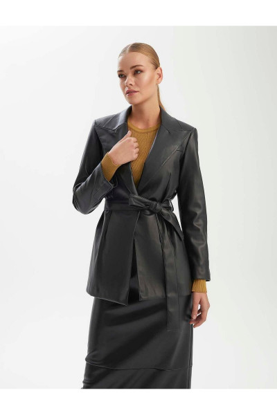 Premium Seri Siyah Yırtmaç Detay Deri Ceket